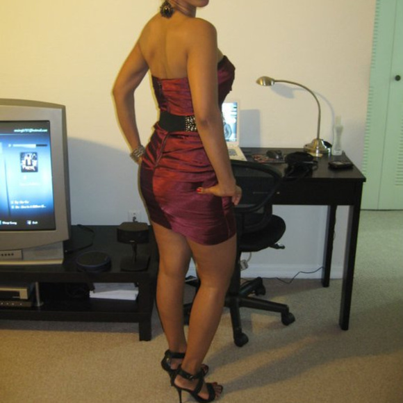 Bebe Strapless Dress with Belt - Size Small - Picture 5 of 5